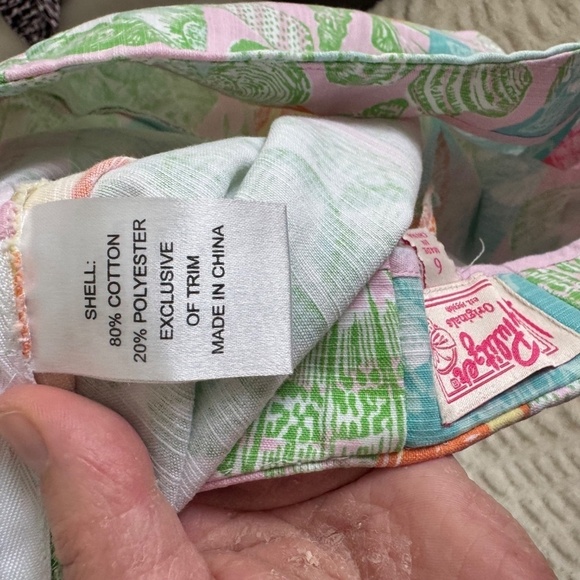 VINTAGE White Tag Lilly Pulitzer Capris WHAT THE SHELL Patchwork Sz 6 - Picture 7 of 9